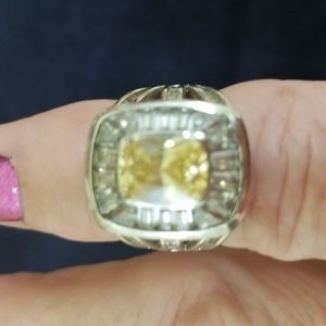 Stunning yellow and white cz ring